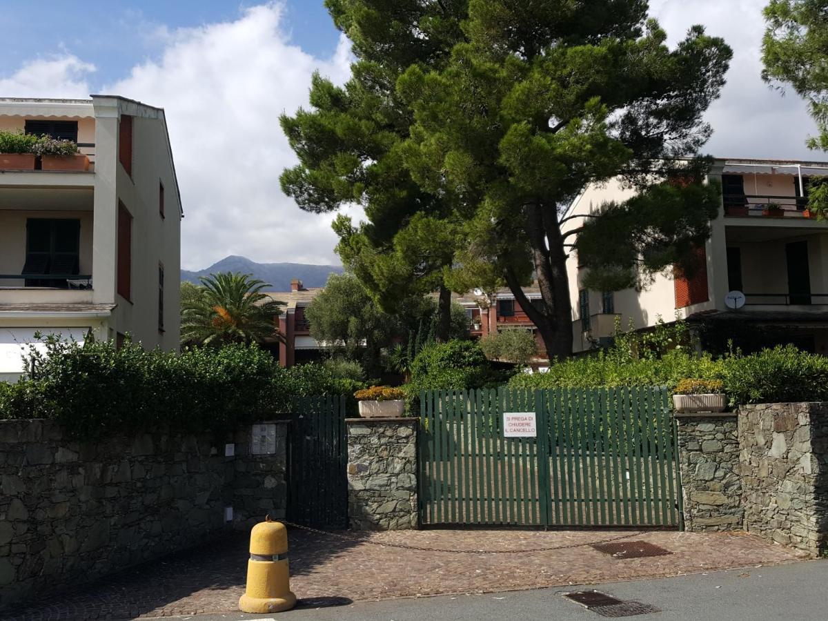 Casa Berizzi Mare - Arenzano Pineta Centro Apartman Kültér fotó